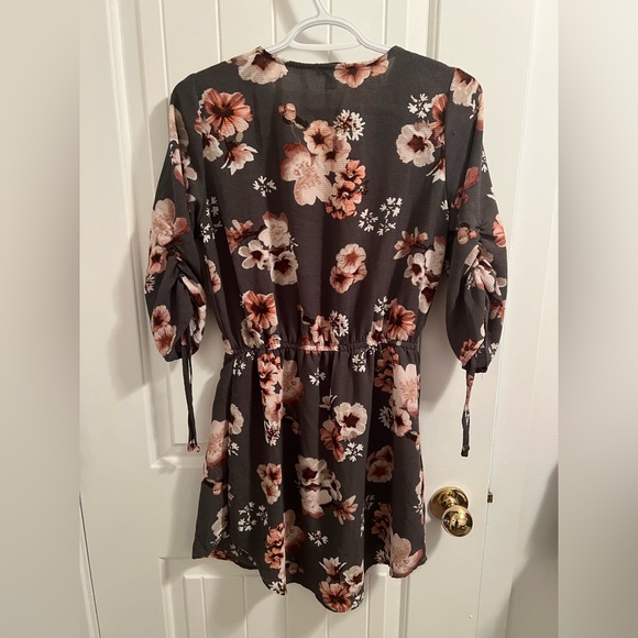 J for Justify Floral Dress - Picture 2 of 3